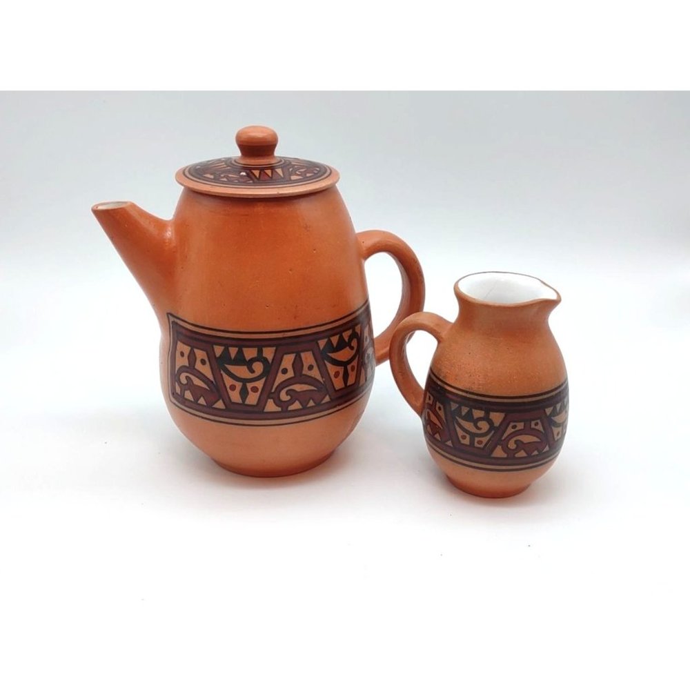 Peru coffee Pot and Cream  Coffee pot 6" tall